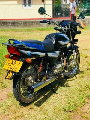 Bajaj CT-100 2012 Motorbike (Used)