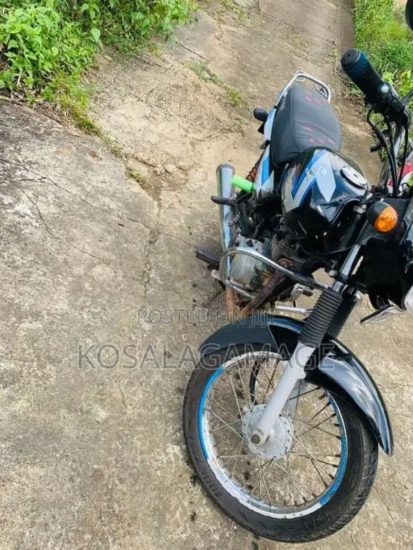 Bajaj CT-100 2008 Motorbike (Used)