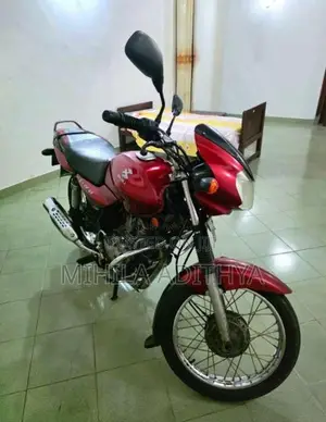 Bajaj Discover 2005 Motorbike (Used)