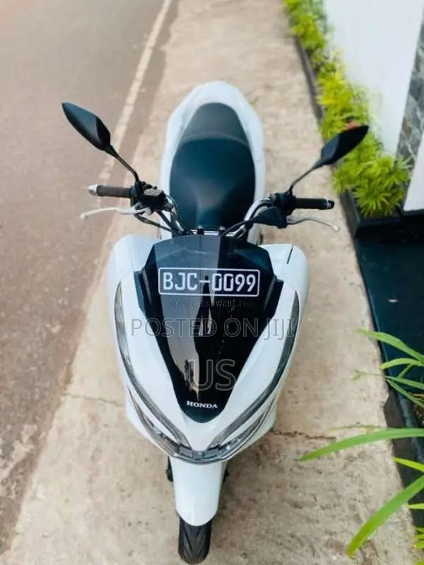 Honda Pcx 2021 Motorbike (Used)