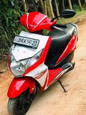 Honda Dio 2013 Motorbike (Used)