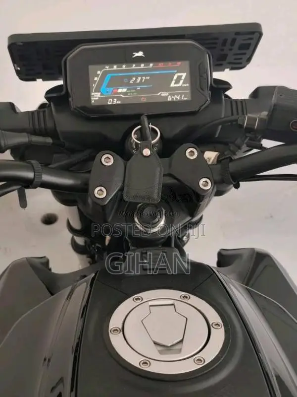 TVS Rider 2025 Motorbike (Used)