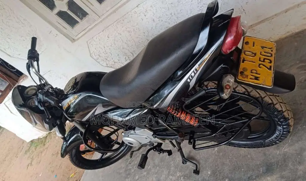 Bajaj Platina 2009 Motorbike (Used)