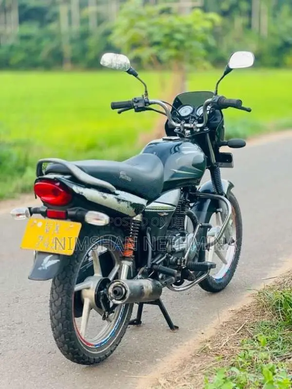 Bajaj Platina 100 2010 Motorbike (Used)