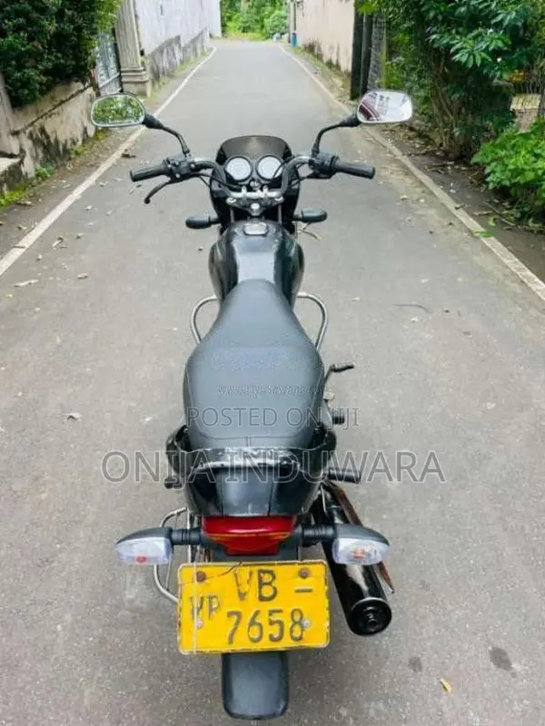 Bajaj Platina 2009 Motorbike (Used)
