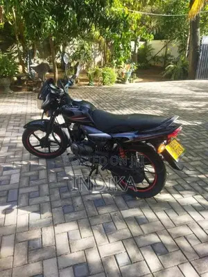 Bajaj Platina 2015 Motorbike (Used)