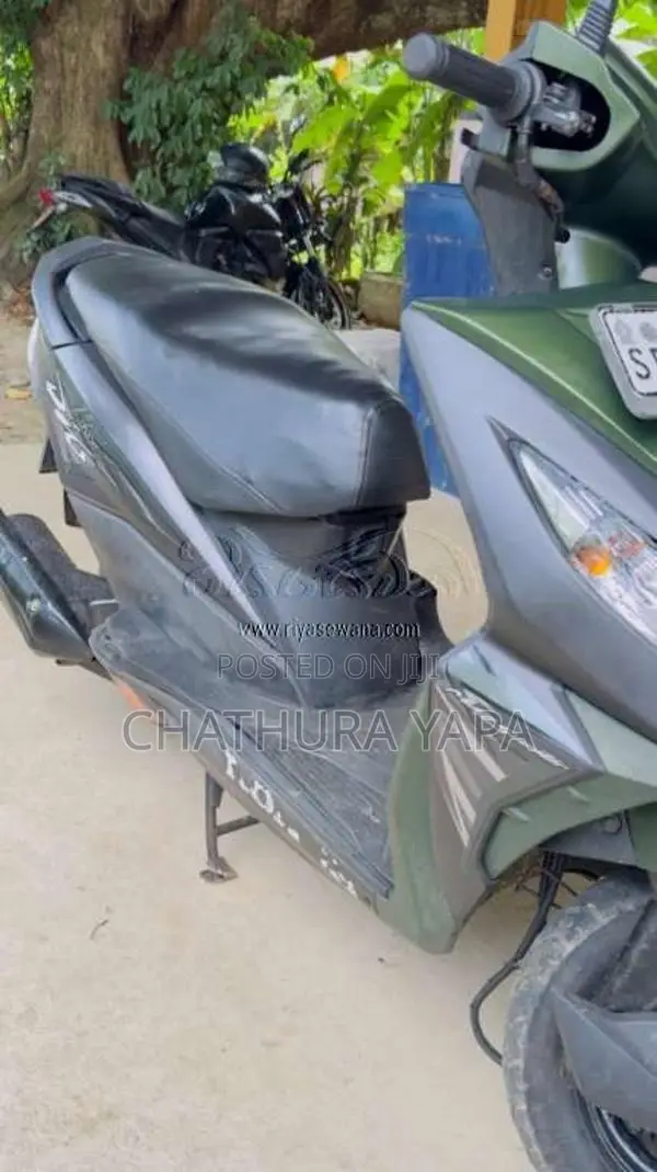Honda Dio Dx 2019 Motorbike (Used)