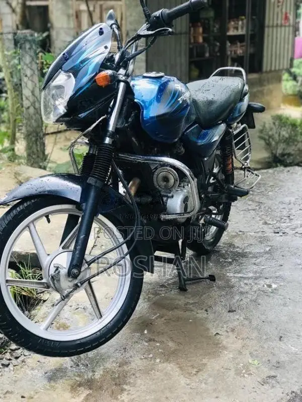Bajaj Discover 2006 Motorbike (Used)