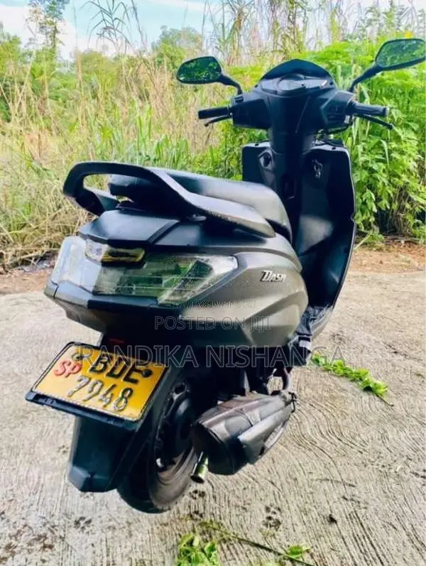 Hero Dash 2017 Motorbike (Used)