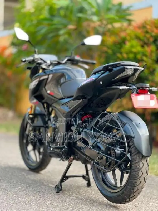 Bajaj Pulsar N160 2026 Motorbike (Used)