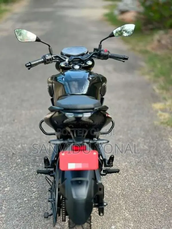 Bajaj Pulsar N160 2026 Motorbike (Used)