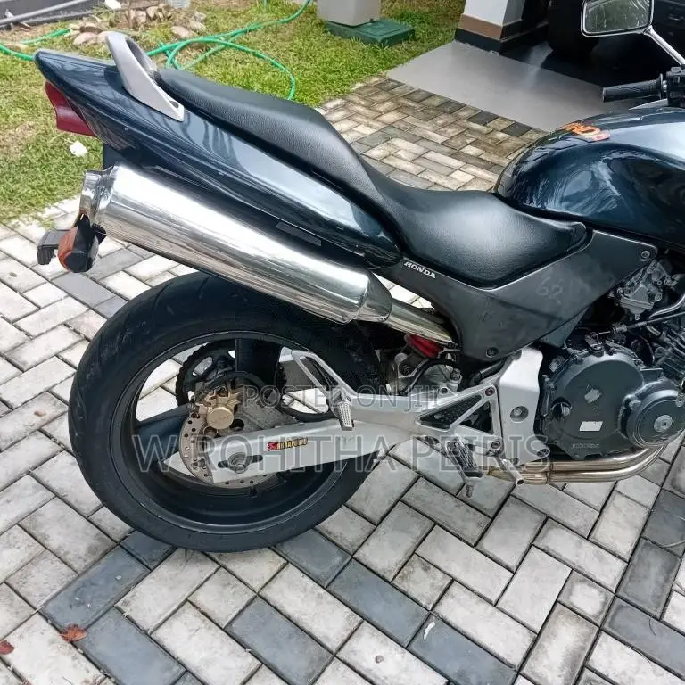 Honda Hornet 1996 Motorbike (Used)