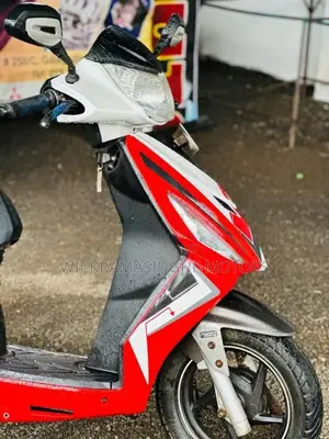 Hero Dash 2017 Motorbike (Used)