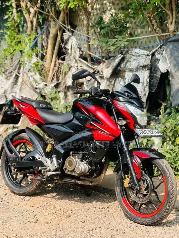 Bajaj Ns 2017 Motorbike (Used)