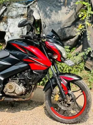 Bajaj Ns 2017 Motorbike (Used)