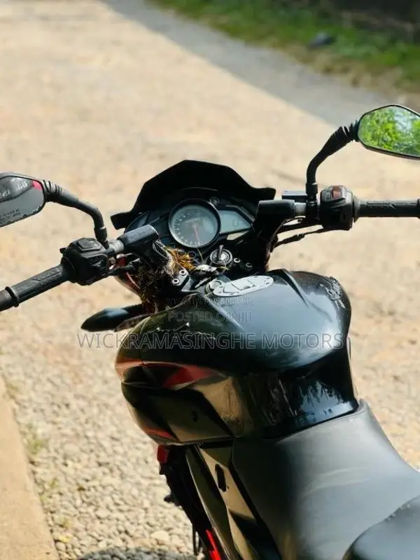 Bajaj Ns 2017 Motorbike (Used)