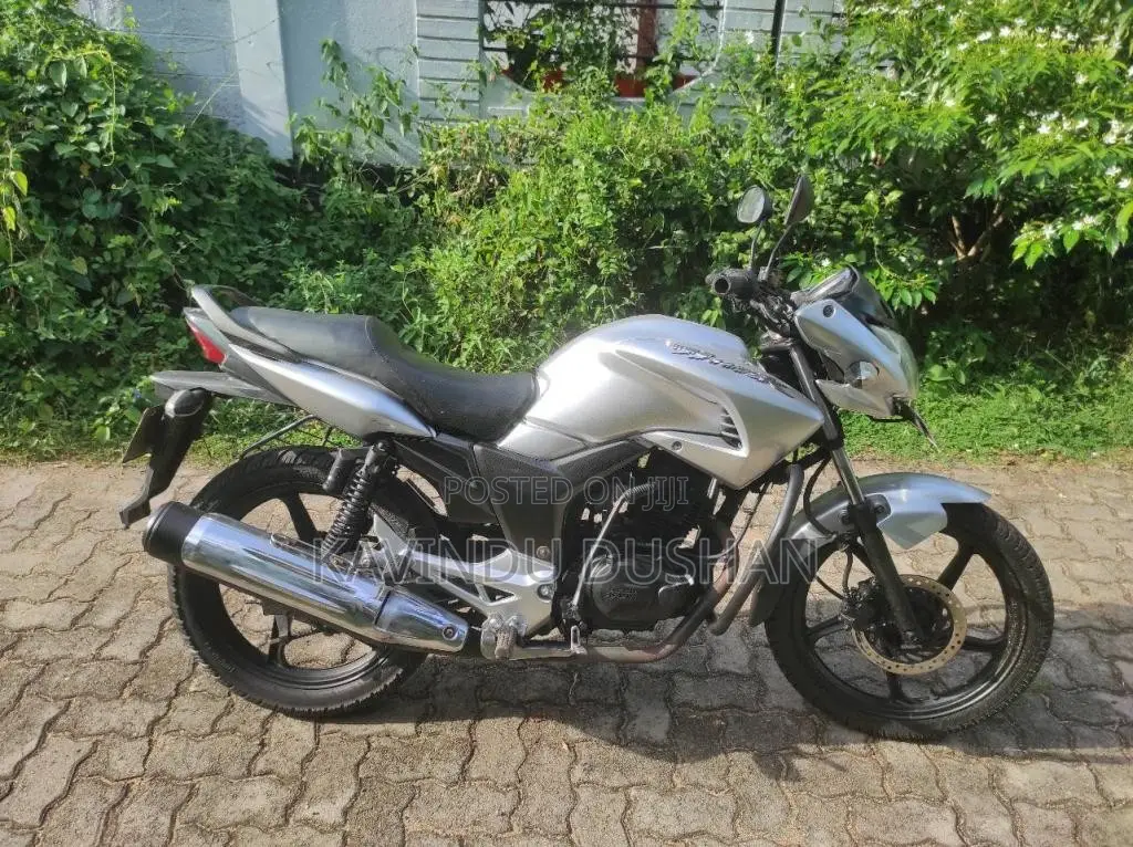 Hero Hunk 2007 Motorbike (Used)