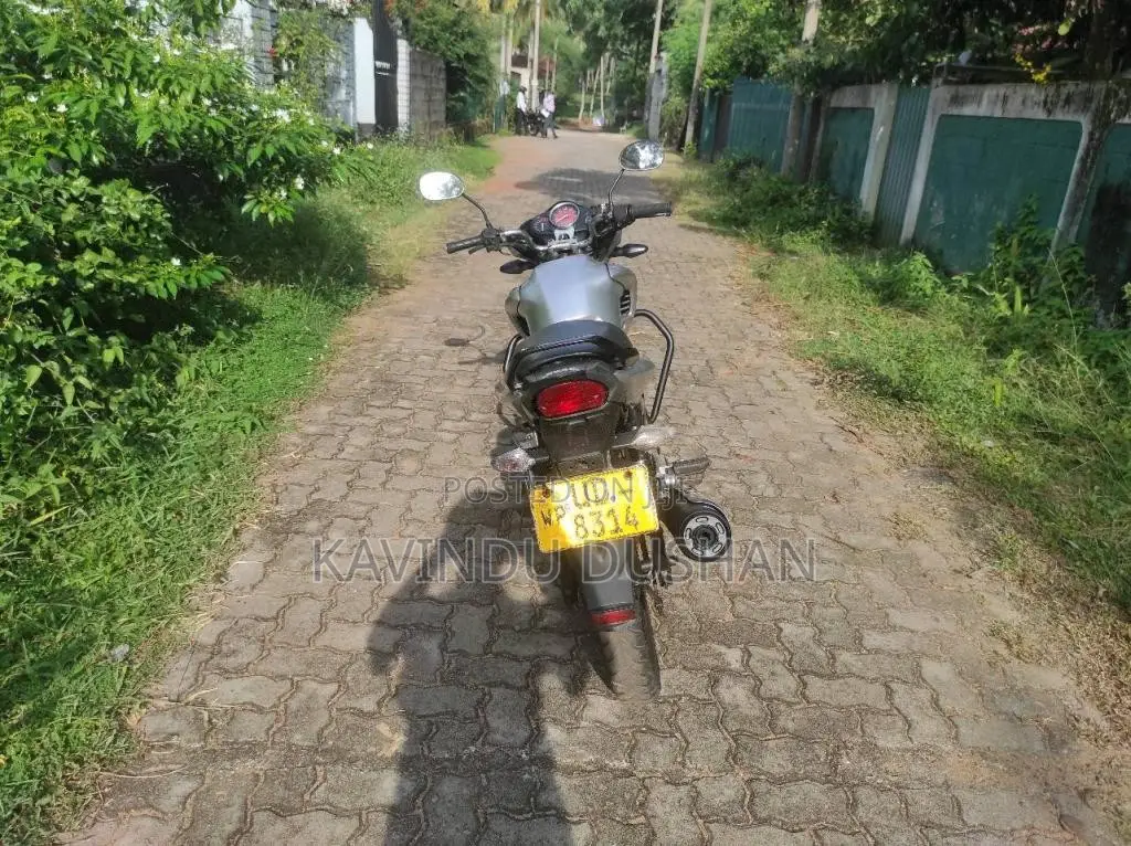 Hero Hunk 2007 Motorbike (Used)