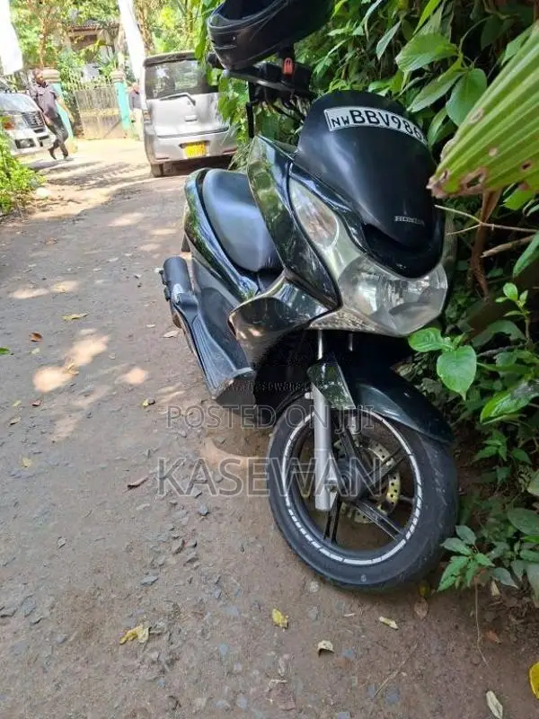 Honda Pcx 2015 Motorbike (Used)
