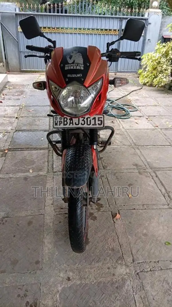Suzuki GS150R 2013 Motorbike (Used)