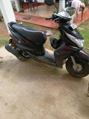 Yamaha Ray Zr 2013 Motorbike (Used)