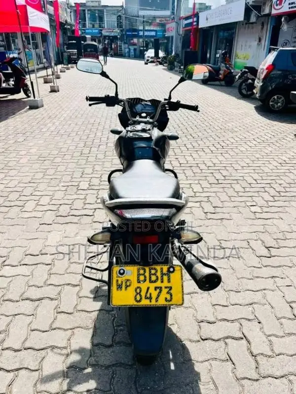 Bajaj Discover 2014 Motorbike (Used)