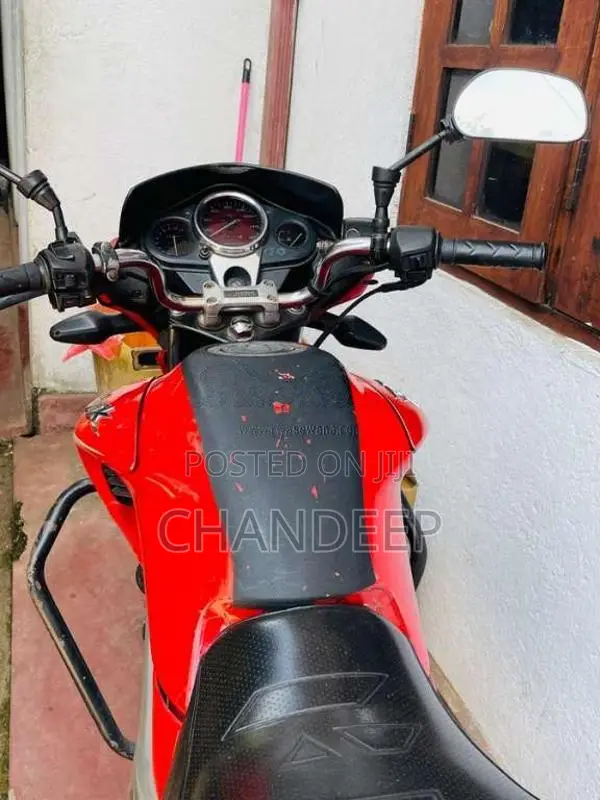 Hero-Honda Hunk 2008 Motorbike (Used)
