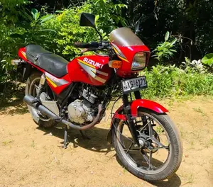 Suzuki JAPAN GS-125 2009 Motorbike (Used)