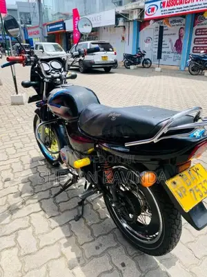 Bajaj CT-100 2014 Motorbike (Used)