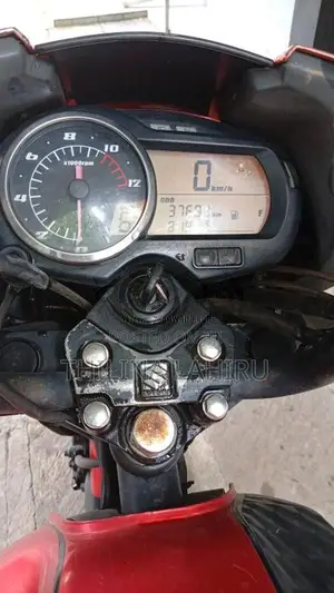 Suzuki GS150R 2013 Motorbike (Used)