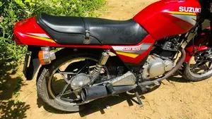 Suzuki JAPAN GS-125 2009 Motorbike (Used)