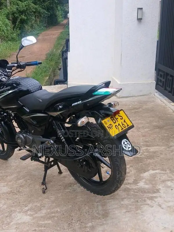 Bajaj Pulsar 2017 Motorbike (Used)