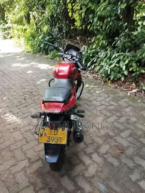 Bajaj Pulsar 2006 Motorbike (Used)