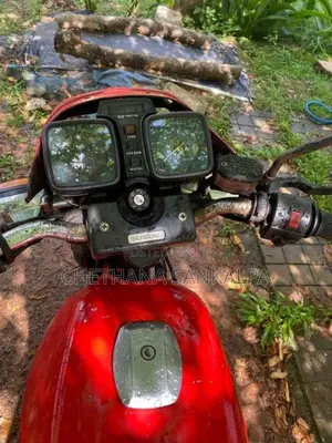 Suzuki GS125 1992 Motorbike (Used)