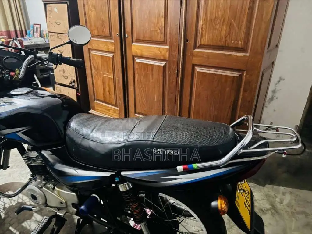 Bajaj CT-100 2008 Motorbike (Used)