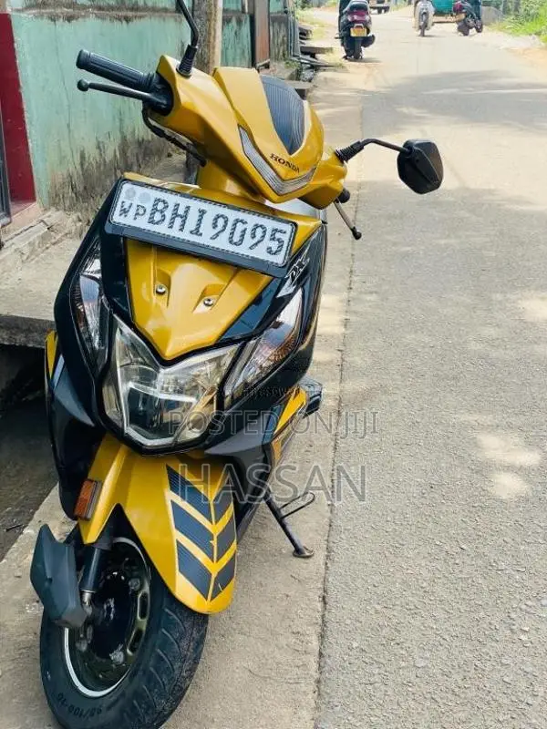 Honda Dio Dx 2019 Motorbike (Used)