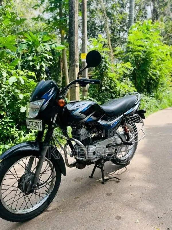 Bajaj CT-100 2017 Motorbike (Used)