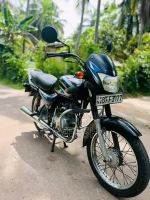 Bajaj CT-100 2017 Motorbike (Used)