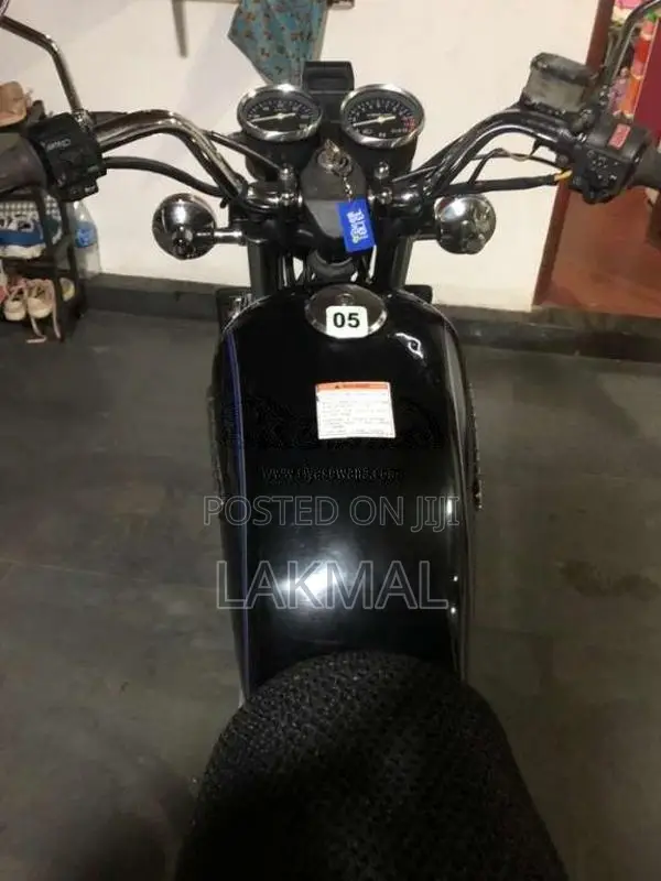 Suzuki GN125 2015 Motorbike (Used)
