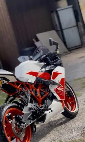 KTM RC 200 2019 Motorbike (Used)