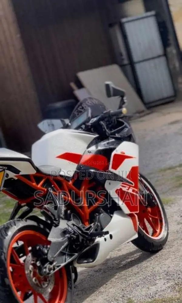 KTM RC 200 2019 Motorbike (Used)