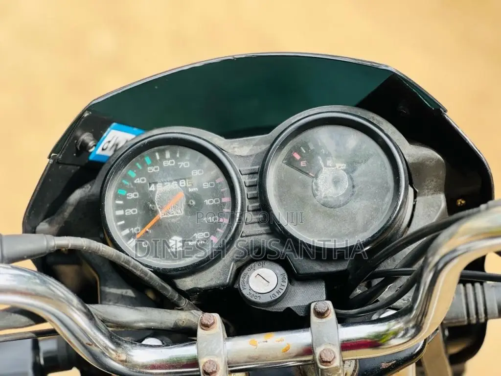 Bajaj CT-100 2005 Motorbike (Used)