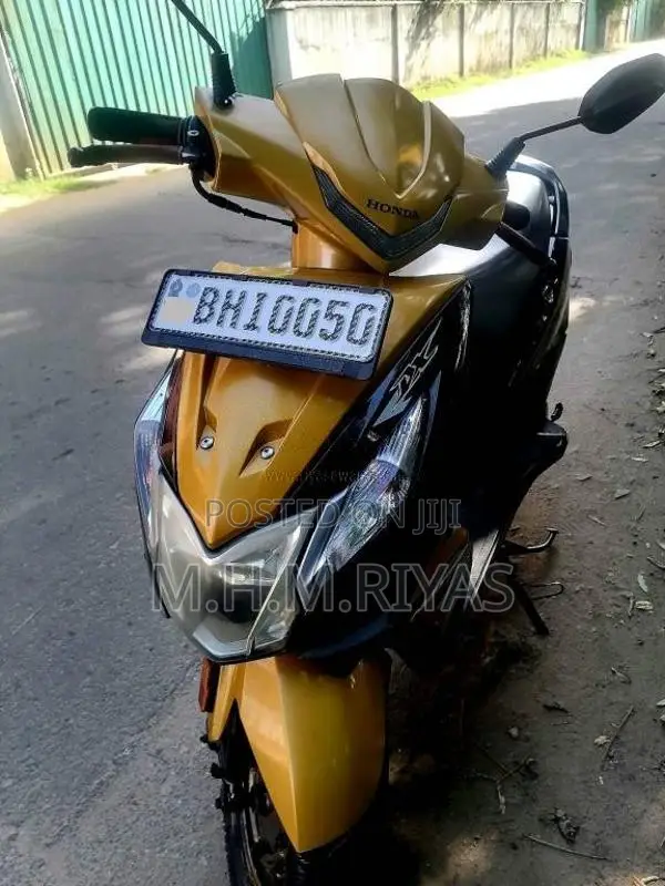 Honda DIO 2019 Motorbike (Used)