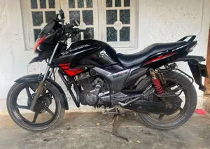 Hero Hunk 2014 Motorbike (Used)