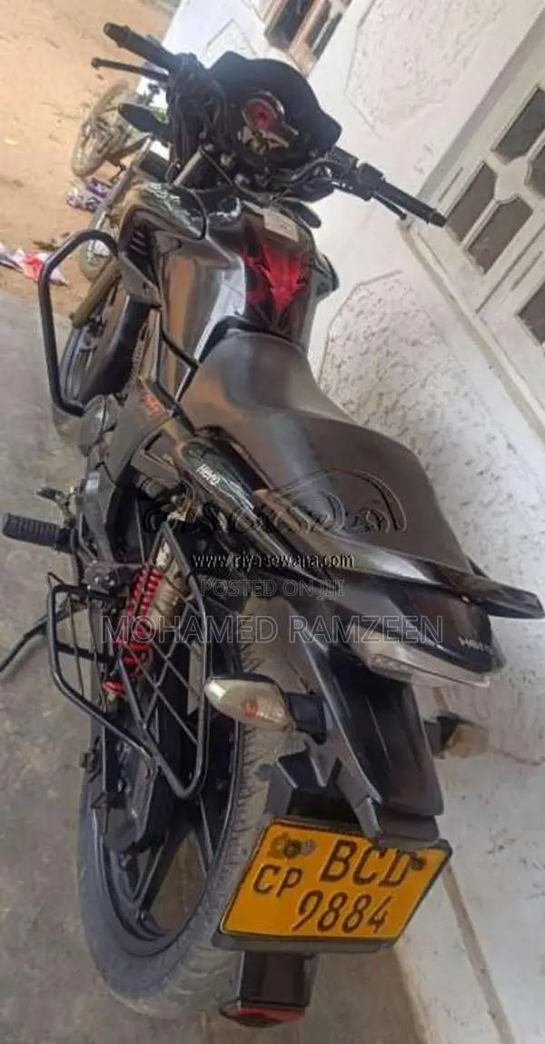 Hero Hunk 2014 Motorbike (Used)