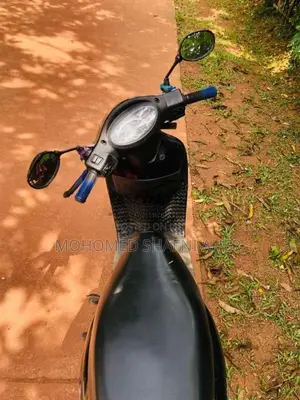 Honda Scooter 2012 Motorbike (Used)