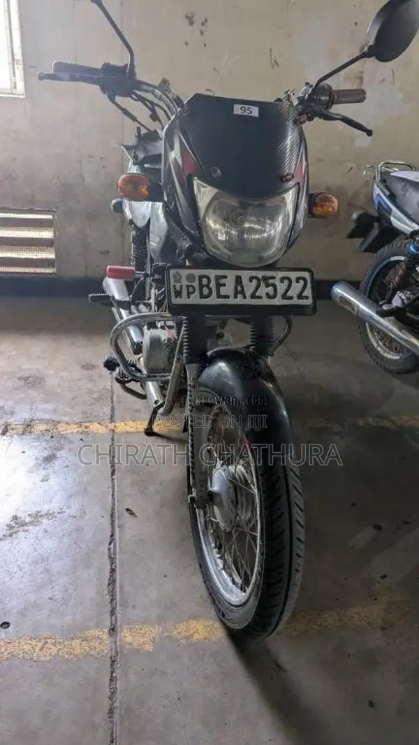 Bajaj CT-100 2013 Motorbike (Used)