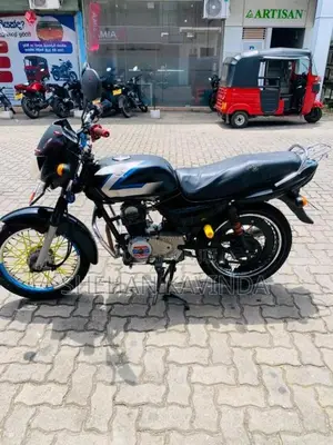 Bajaj CT-100 2014 Motorbike (Used)