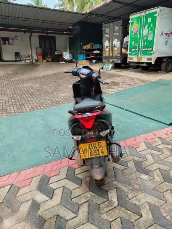 TVS Ntorq 2025 Motorbike (Used)