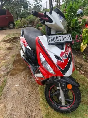 Hero Dash 2016 Motorbike (Used)